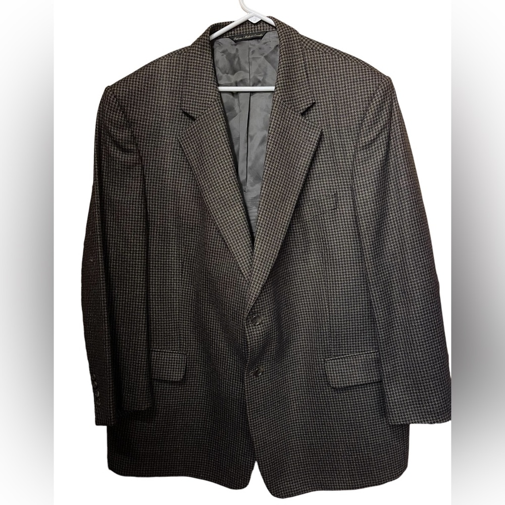 Men’s suit coat. JackVictor classic exclusively forRochester Big&Tall